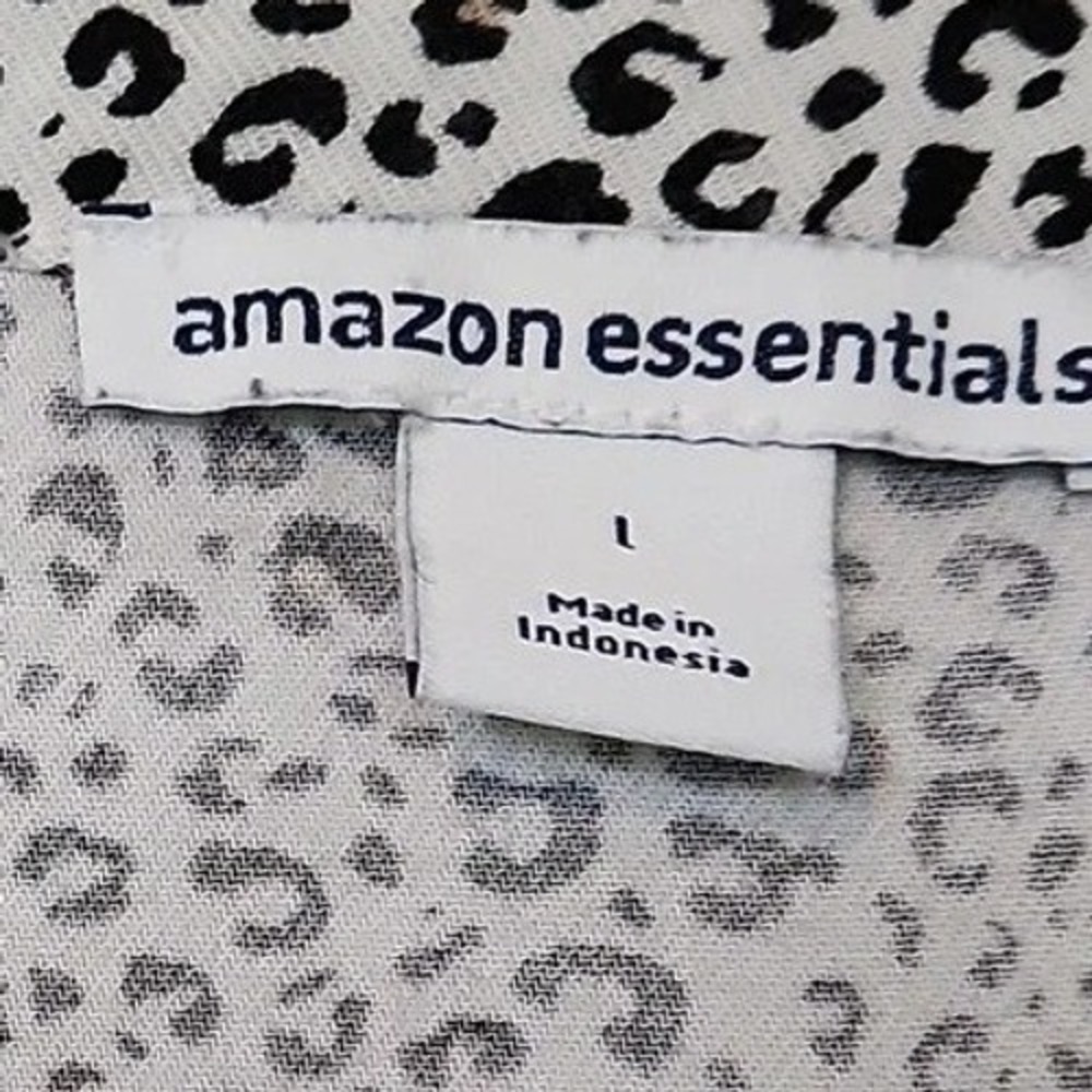 Amazon Essentials Womens Leopard Print Button Front Short Sleeve Shirt Large - Picture 3 of 4